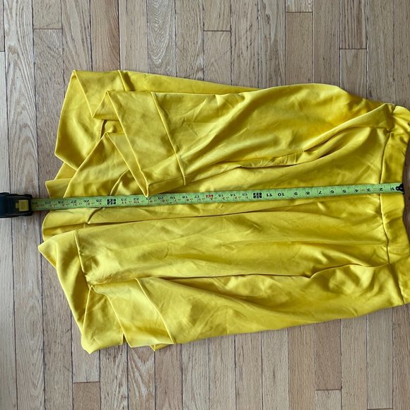 Beautiful Handmade Golden Yellow  Women's Skirt With Pockets - Picture 3 of 7